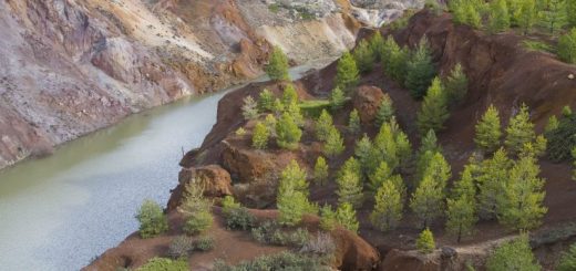 Sierra Menera. Vestigio de minas en Ojos Negros. Teruel. Foto de Uge Fuertes.