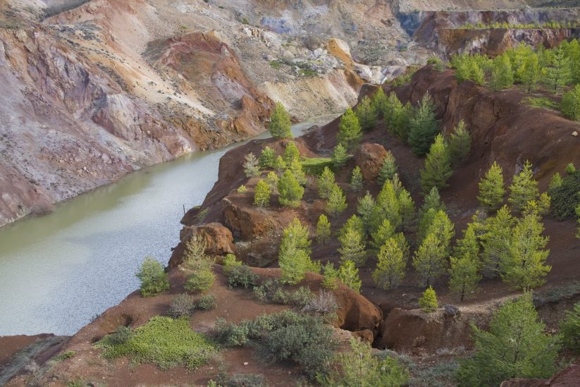 Sierra Menera. Vestigio de minas en Ojos Negros. Teruel. Foto de Uge Fuertes.
